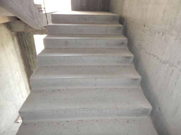 Cost of Poured Stair Construction in San Mateo