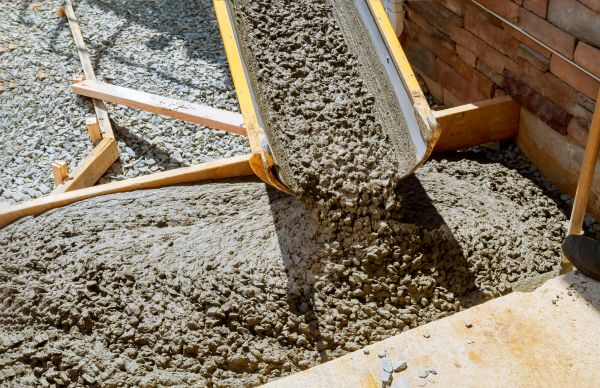 Cement Walkway Pouring in San Mateo