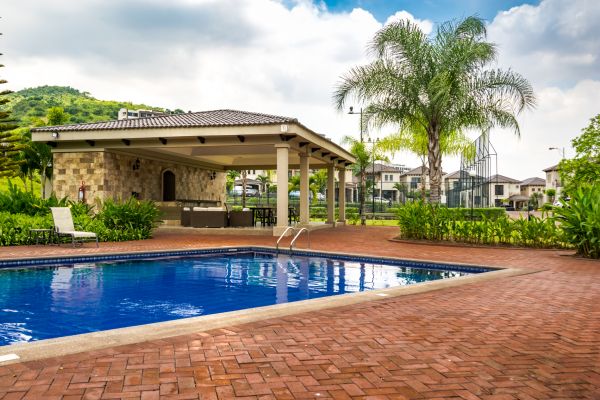 Cost of Pool Area Enlargement in San Mateo